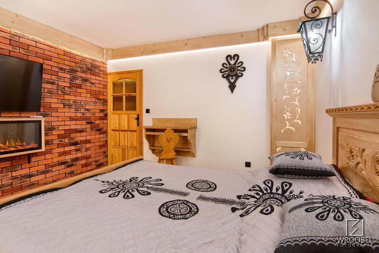 Apartament Zakopane Utrzymany W Stylu Goralskiej Chaty Esterno foto