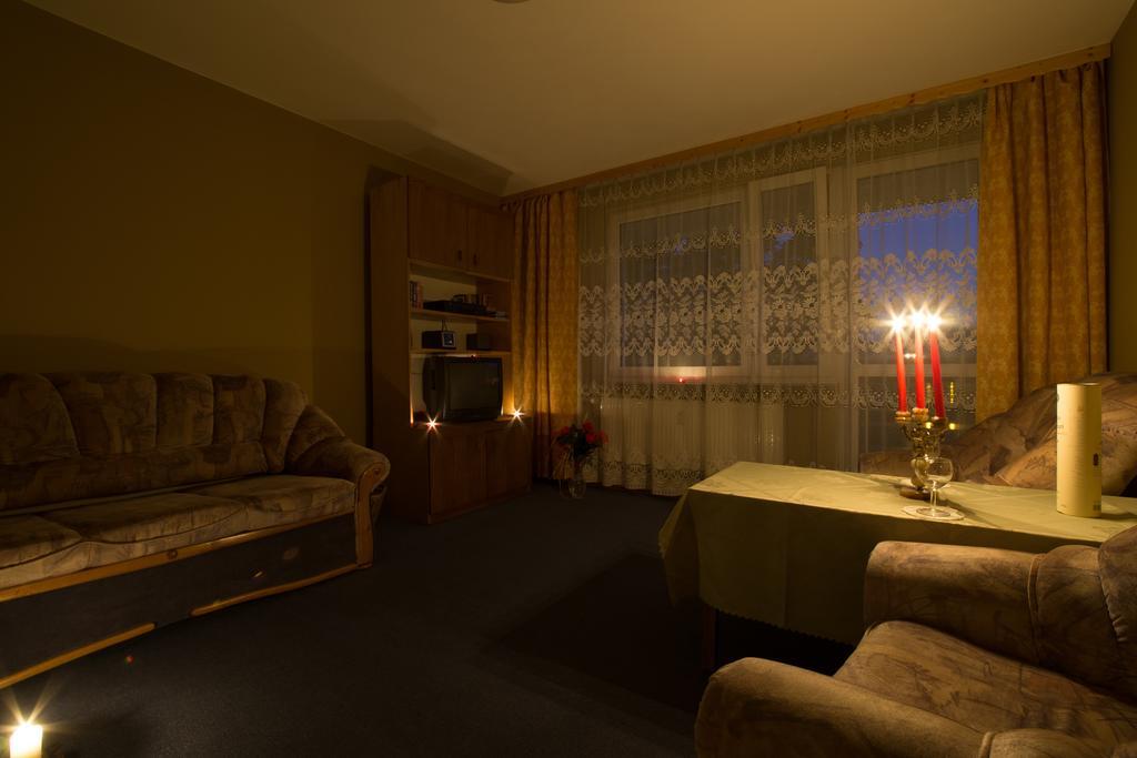 Apartament Zakopane Utrzymany W Stylu Goralskiej Chaty Camera foto